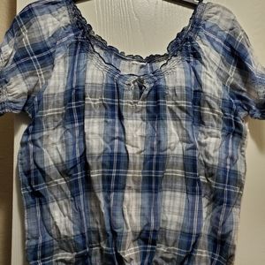 Mudd Plaid blouse
